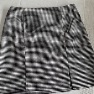 Simons Black & White Mini Skirt